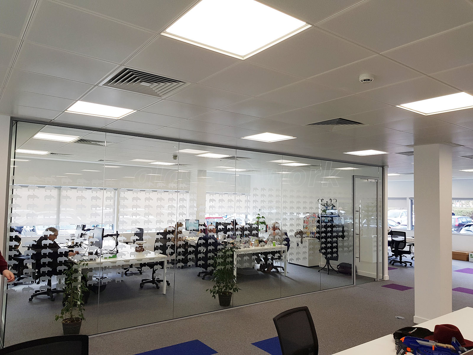 Twogether Creative Ltd (Marlow, Buckinghamshire): Large Glass Office ...